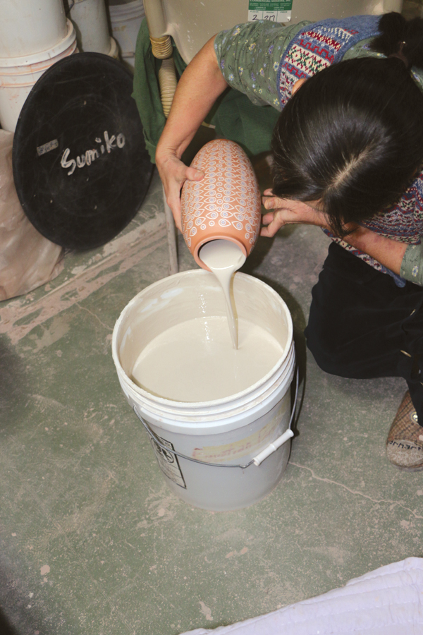 10 Apply a white liner glaze to the interior, then fire the piece again.