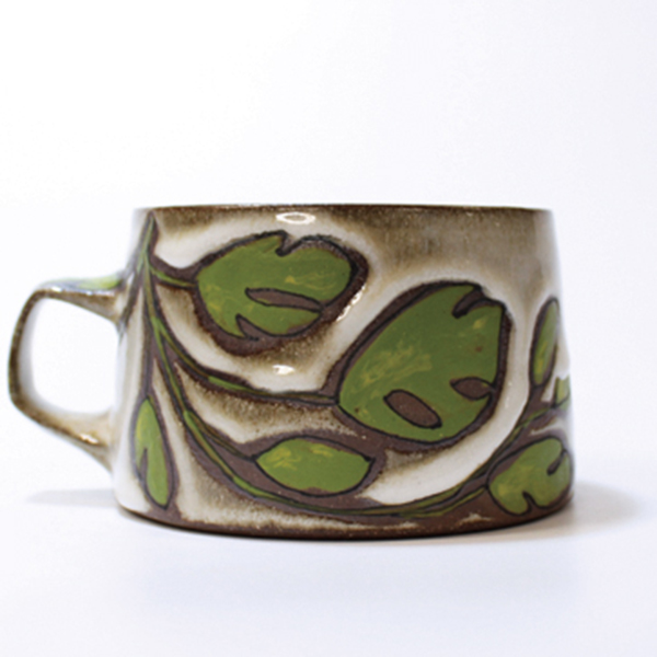 7 Monstera Adansonii Mug, 2¾ in. (7 cm) in height, wheel-thrown Georgie’s Trail Mix Toast clay, underglaze, glaze, fired to cone 6, 2022.