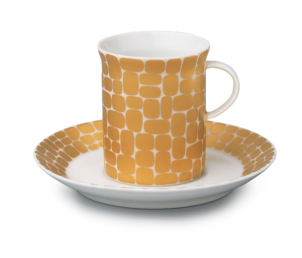 1 Manufacture of Rosenthal, model of Hans Theo Baumann, decoration by Fluvio Pieri, Berlin Cup and Saucer, porcelain, gold, 1960. 