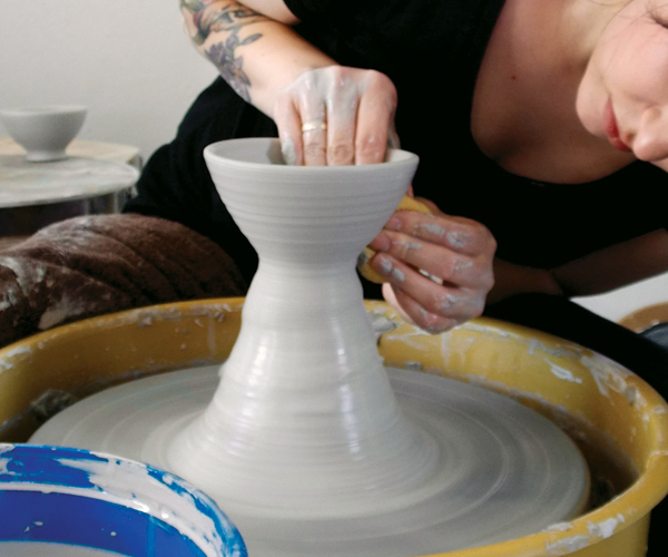 1 Throw a small bowl off the hump. Refine the shape using a rib. This will be the scoop form.