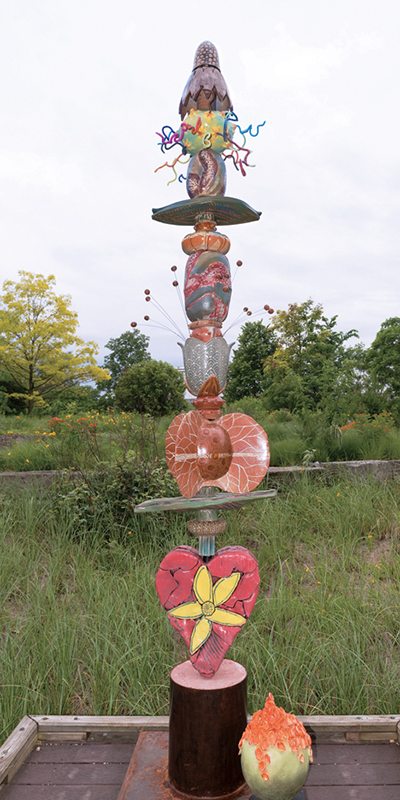 9 Brigitte Lang, Denise Kabisch, Jim Schulz, and Sally Goldberg’s Zooming in on Nature, wheel-thrown and handbuilt stoneware, mixed media, fired to cone 6 in an electric kiln or cone 10 reduction in a gas kiln. Photo: Jeri Hollister. 