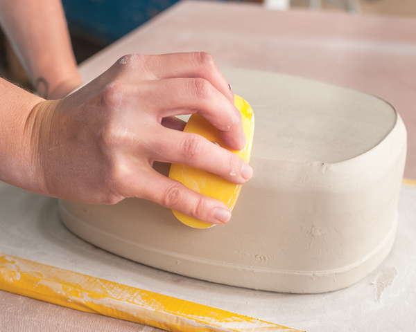 8 Compress the outside of this seam area with a rubber rib. 1–8 Photos: Adam Leviton.