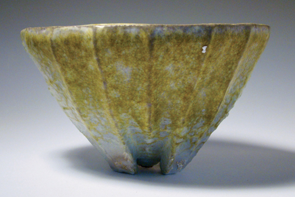 4 Bowl, fired in Hawaii to 2305°F (1263°C) in an anagama using O’hia, 2017. Firing team: Clayton Amemiya, Zenn Amemiya, Justin Nakashima, Keith Arai, Russell Kokubun. 