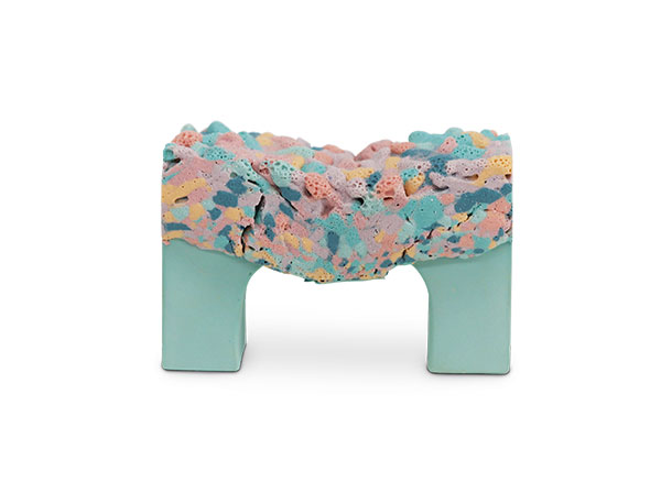 1 Ho Lai’s Mellow, porcelain, glaze, 2020.