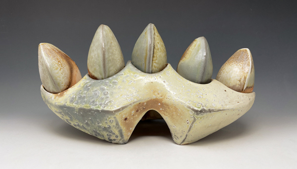 1 Brian Chen’s bud vase centerpiece, 12 in. (30 cm) in length, wheel-thrown, altered, and handbuilt domestic porcelain, terra sigillata, glaze, fired to cone 10, 2022.