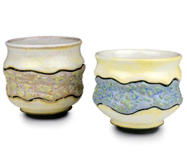 2 Canne Holladay’s Lil’ Sippers, 3½ in. (9 cm) in diameter, wheel-thrown gray and white stoneware, carving, underglaze, trailed slip, fired to cone 6 in an electric kiln, 2016.