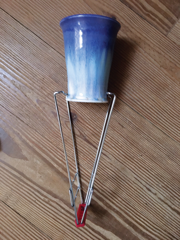 3 The shape of this foot is easiest to grab with this variety of lifters.