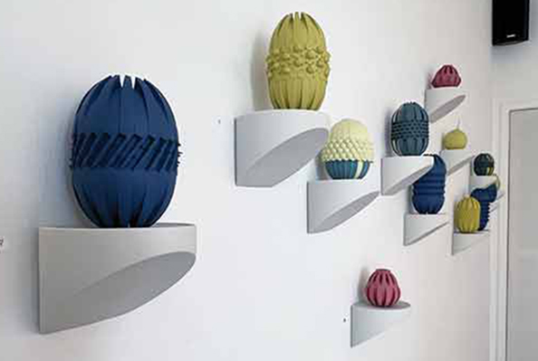 6 Installation of various pieces, varying sizes, porcelain. 
