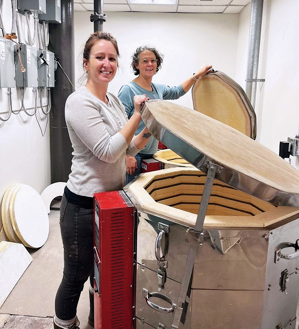 3 Andem Art Studios opening their kilns. Photo: @andem_art_studios.*