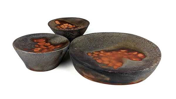 17 Simon Levin’s Pedestal Dinner, 13 in. (33 cm) in length, stoneware, wood fired to cone 10 and cone 9. 