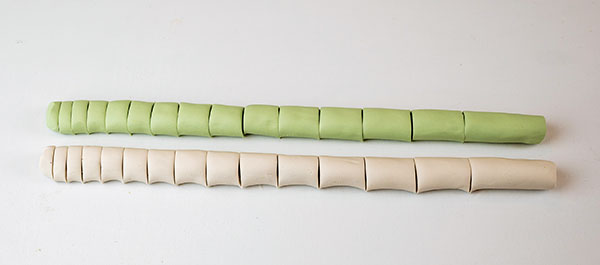 2 Cut the coils into graduated segments. 