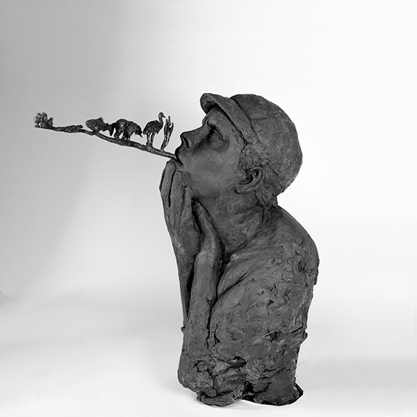 4 She-nah-num Salmon Prayer, 25 in. (64 cm) in height, handbuilt stoneware, built solid with black-pipe armature, unfired clay to be cast in bronze, to be completed 2021. Photo: Misael Martínez.