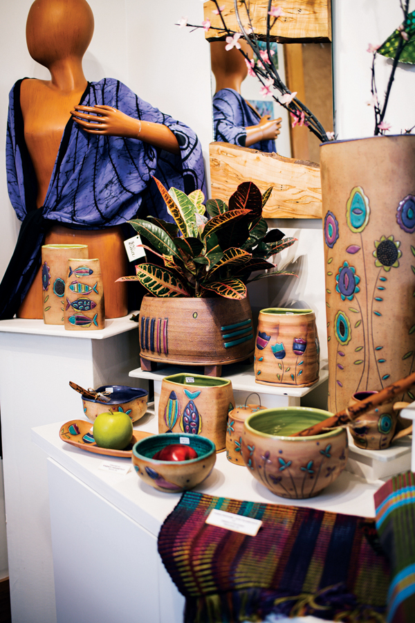 4 Pottery by Sarah McCarthy, displayed at Troika Contemporary Craft Gallery alongside handmade textiles by additional artists, 2019. **Photo: Chelsa Yoder.