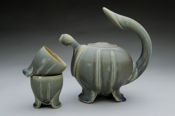 6 Personal tea with cups, 9 in. (23 cm) in length, wheel-thrown stoneware, extruded and pulled handle, glaze, fired to cone 10 reduction in a gas kiln, 2017.