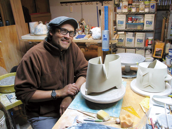 1 José Sierra in his studio.