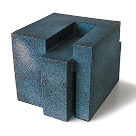 Antje Wiewinner: A Dialog Between Interior and Exterior by Nesrin During