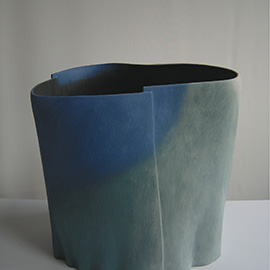 Actual and Allusive: The Vessels of Ken Eastman by Glen R. Brown