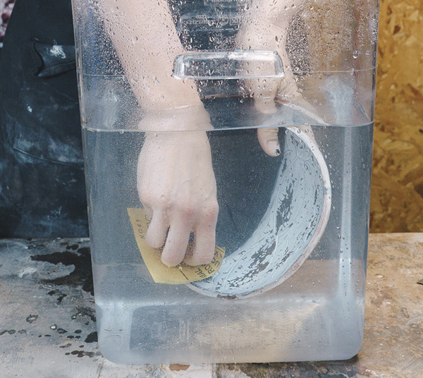 1 Submerge the bowl form in water or alternatively hold it under running water.