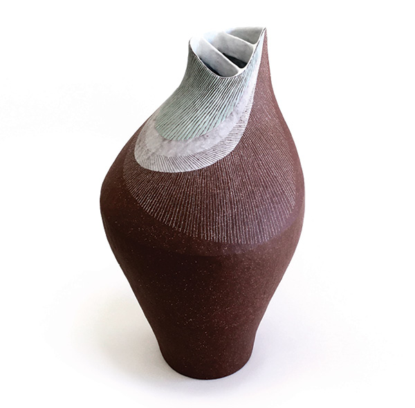 Torsion Vase, 14 in. (35½ cm) in height, stoneware, slip, glaze, 2020.