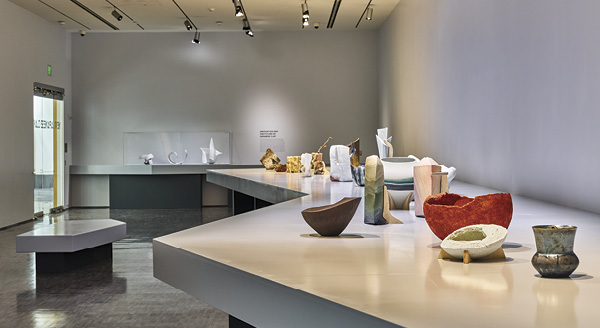 11 Installation view of New Japanese Clay. Photo: Kevin Candland. Copyright Asian Art Museum of San Francisco.
