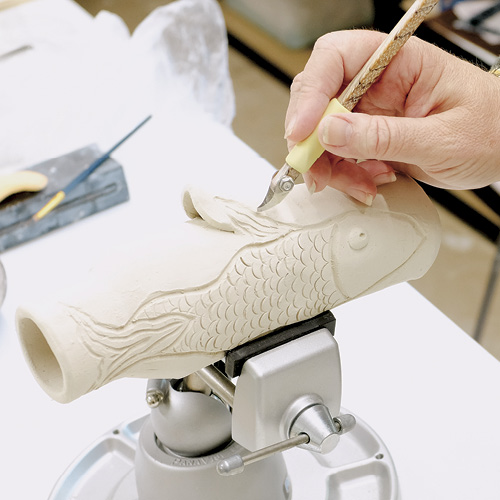 Clay Culture: Accessibility in the Studio by Dawn Hintgen article thumbnail