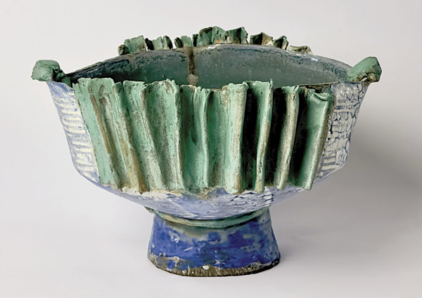 7 Fan Bowl; 12 in. (30.5 cm) in width, dark stoneware, porcelain, slips, glazes, 2024.