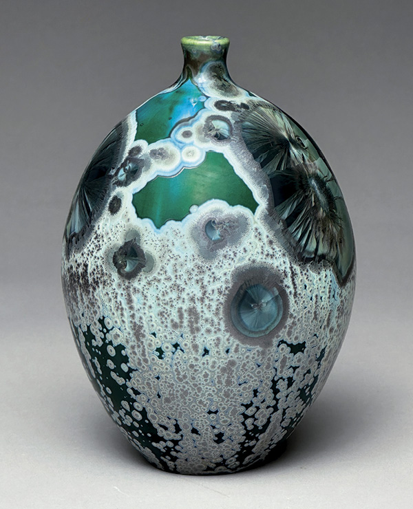 5 Dennis Swartzlander’s bottle, 6½ in. (16.5 cm) in height, wheel-thrown porcelain, crystalline glaze, 2025.