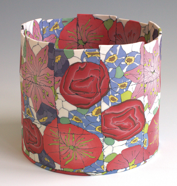 5 Flowerbomb in Red and Pink, 7 in. (18 cm) in height, colored Limoges porcelain, 2023.