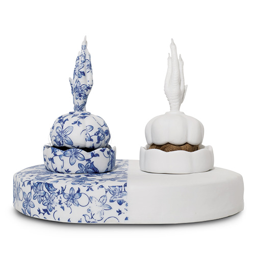 Clay Culture: Art and Politics by Simon Levin and Jennifer Ling Datchuk article thumbnail
