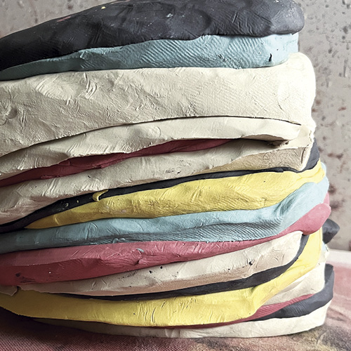 Making a Faceted Agateware Pitcher by Haakon Lenzi article thumbnail