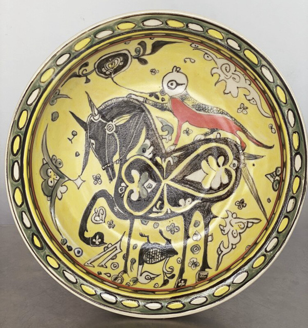 9 Leopard on Horseback, 14 in. (36 cm) in diameter, ceramic, fired to cone 10 in an electric kiln. Inspired by a 12th-century Iranian platter, Nishapur, Iran, from the collection of Asian Art Museum, San Francisco. Photo: Asa Mader.
