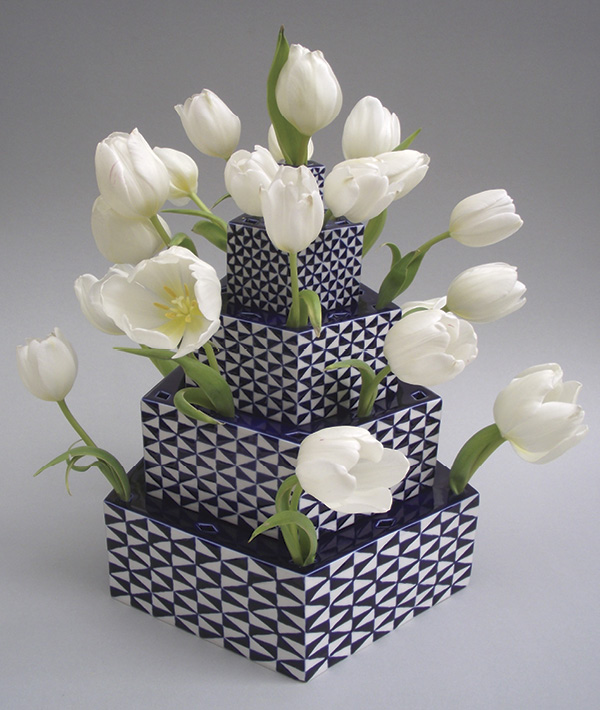 17 Tuliptower, 14⅛ in. (36 cm) in height, porcelain with wax decoration, 2019.