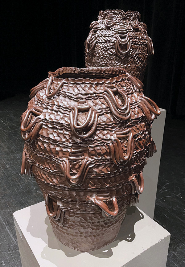 3 Shea Burke’s Untitled (Kurumba Inspired), 20 in. (51 cm) in height, salt-fired stoneware, 2023.