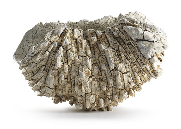 2 Luke Fuller’s Chasm, stoneware, 19 in. (48 cm) in width, porcelain slip, 2024. Photo: Michael Harvey.