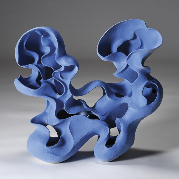 4 Ling Xu’s A Flower in the Wind–Dance, 22¾ in. (58 cm) in height, clay, 2022.