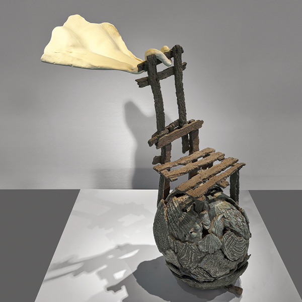 8 Hui-yin Shih’s When Wind Blows, 52¾ in. (134 cm) in length, chamotte, 2023.