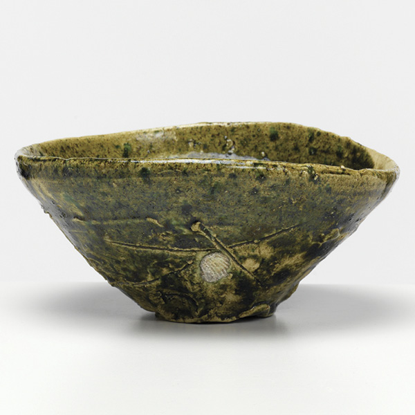 5 Ryoji Koie’s tea bowl, 6¾ in. (17 cm) in diameter, stoneware.