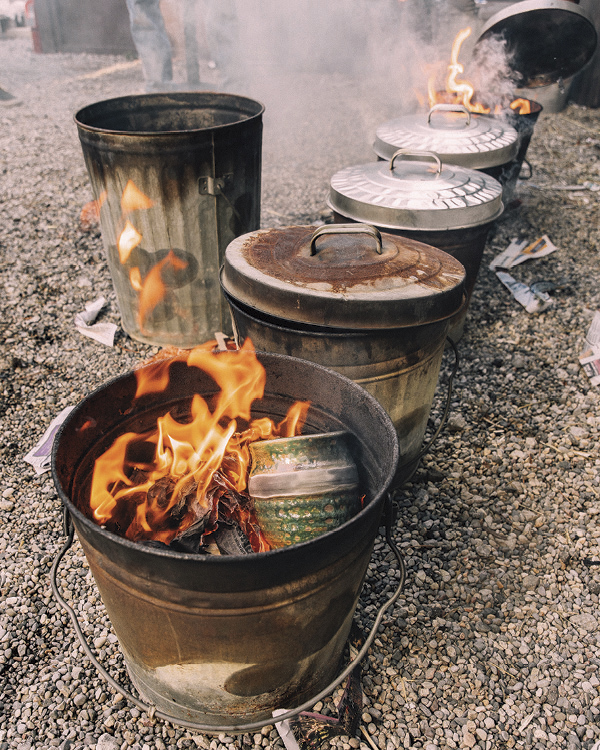 5 A raku firing underway during Pewabic’s annual Raku Party. Photo: Aaron Barton.