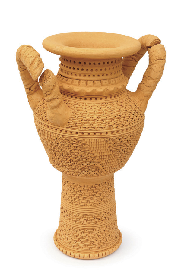 3 Kobina Adusah’s The Lebes Gamikos, 22 in. (56 cm) in height, clay, 2025.