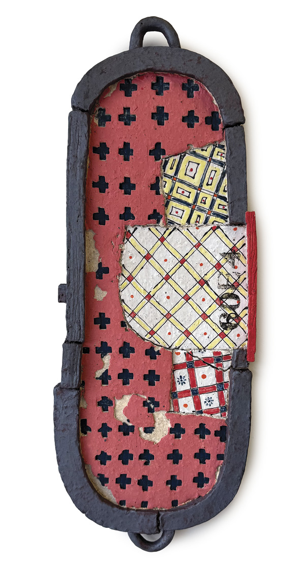 2 Fernando Martinez' We Were Two, 22 in. (55.9 cm) in height, gas-fired cone-10 clay, 2024.