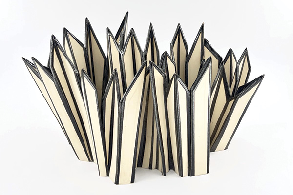 4 Caitlyn Marsh’s Jagged Loop, 9 in. (22.9 cm) in height, stoneware, 2025.
