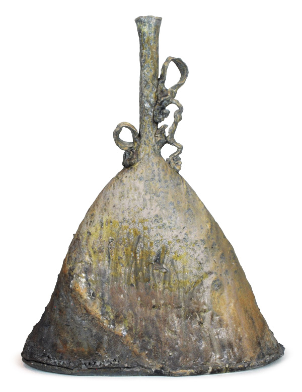 2 Kayla Noble's Triangle Pot, 30 in. (76.2 cm) in height, stoneware, fired to cone 11 in a wood kiln, 2025.