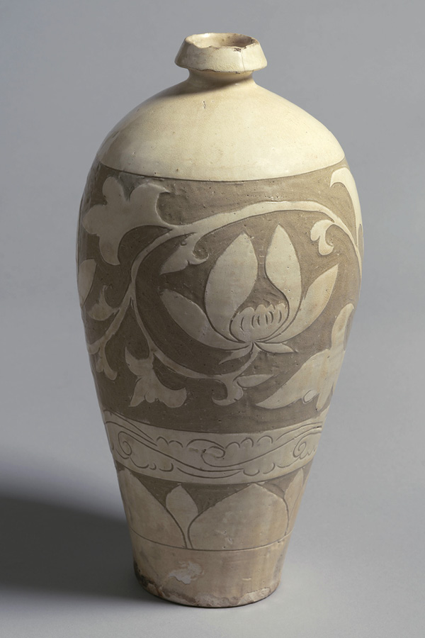 1 Glazed stoneware meiping vase, 14 in. (35.8 cm) in height, Cizhou ware, Hebei or Henan province, Jin dynasty, 12th–13th century.