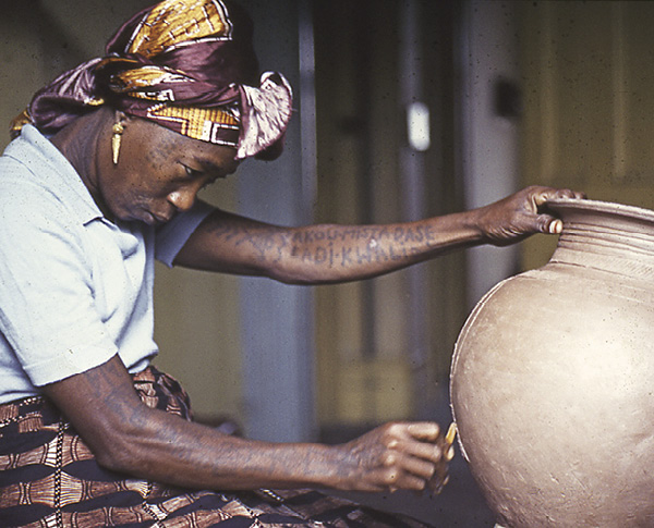 3 Portrait of Ladi Kwali. Photo: W.A. Ismay. Image courtesy of York Museums Trust (York Art Gallery).