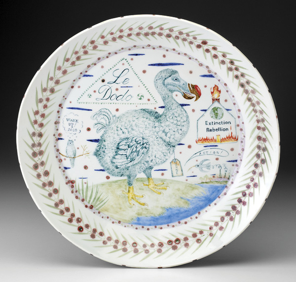 1 Mara Superior’s Le DoDo, 16 in. (40.6 cm) in height, high-fired porcelain, ceramic oxides, underglaze, glaze, 2019. Courtesy of Mara Superior and Ferrin Contemporary. Photo: John Polak Photography.