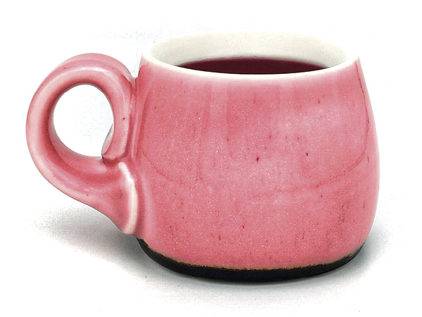 1 Mug glazed in Julia’s Pink with 5.0% SnO2 and 0.010% Cr2O3.