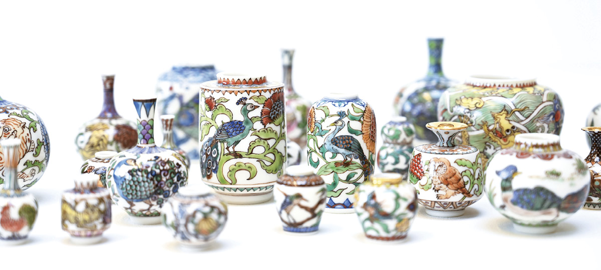 2 Miyu Kurihara and Yuta Segawa’s painted pots, to 4 in. (10 cm) in height, glazed porcelain, 2021. Photo: Miyu Kurihara.