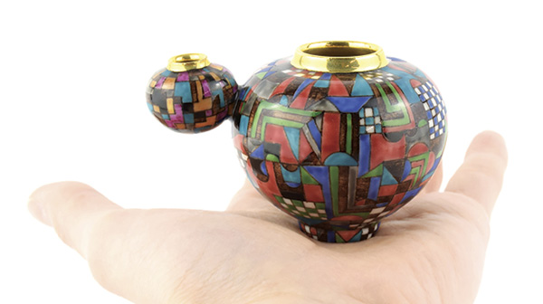 4 Miyu Kurihara and Yuta Segawa’s painted pot, 13/4 in. (5 cm) in height, glazed porcelain, 2021. Photo: Yuta Segawa.