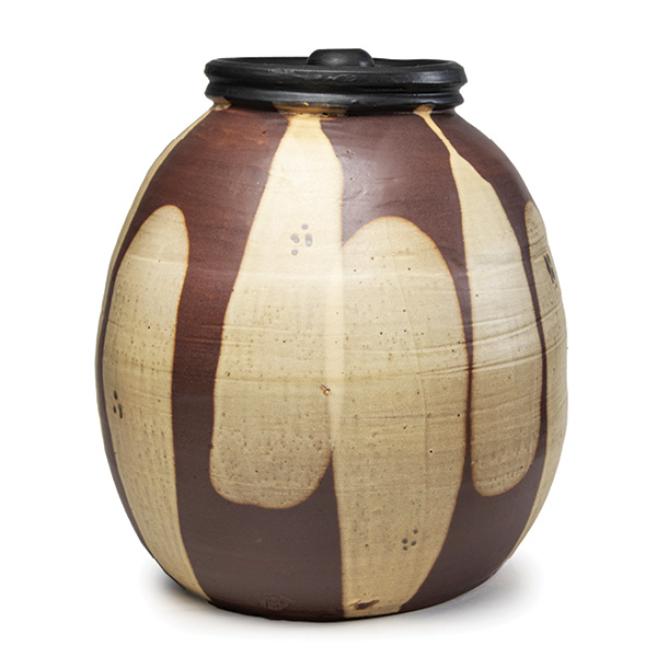 6 Terry Gess’ lidded jar, 16 in. (40.6 cm) in height, wheel-thrown red stoneware, glaze, fired in oxidation to cone 04.