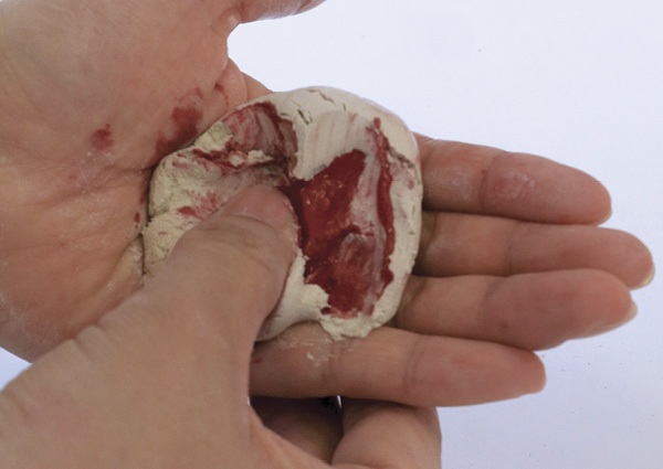 2 Mixing stain with gloop glaze clay.